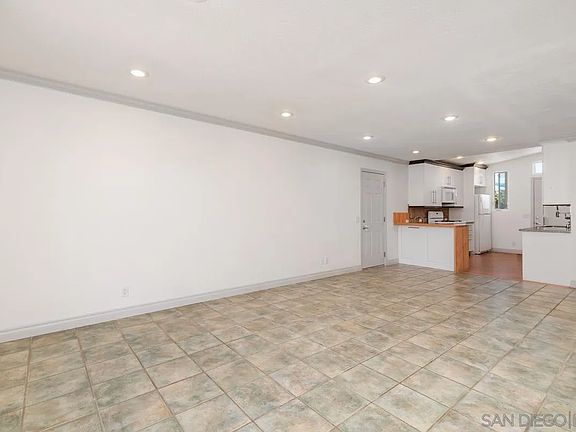 5th image of 8559 Pagoda Way