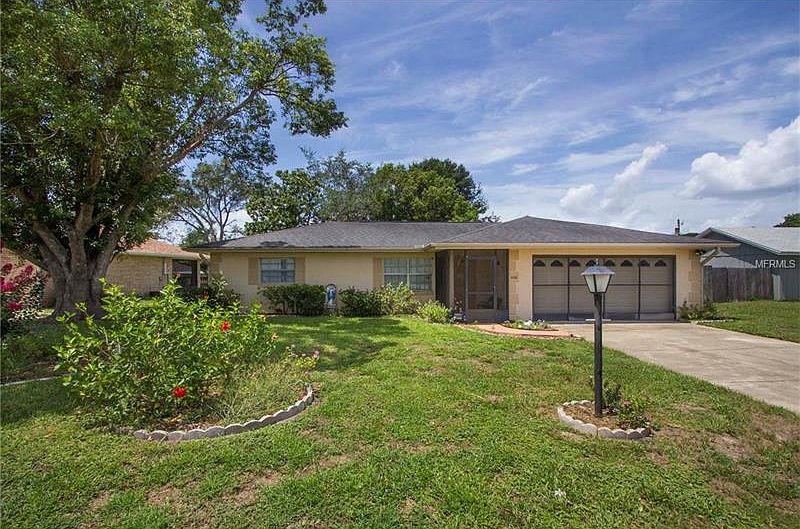 1st image of 1088 E Lombardy Dr