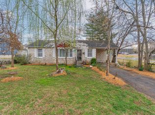 1308 Henry Dr, Bowling Green, KY 42104