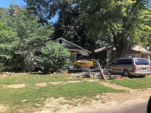 2nd image of 1419 Cruise St