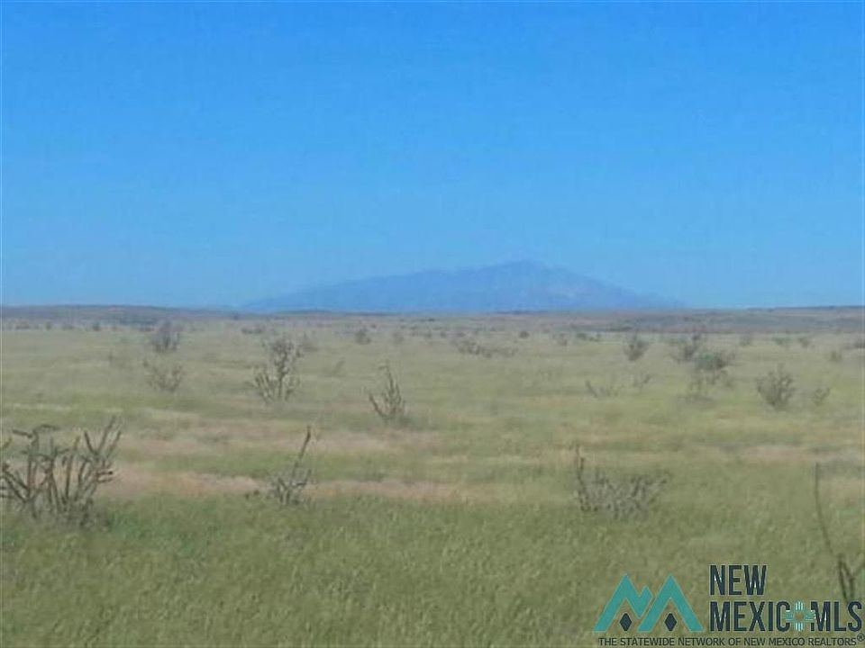 1st image of N Los Padrinos Ave