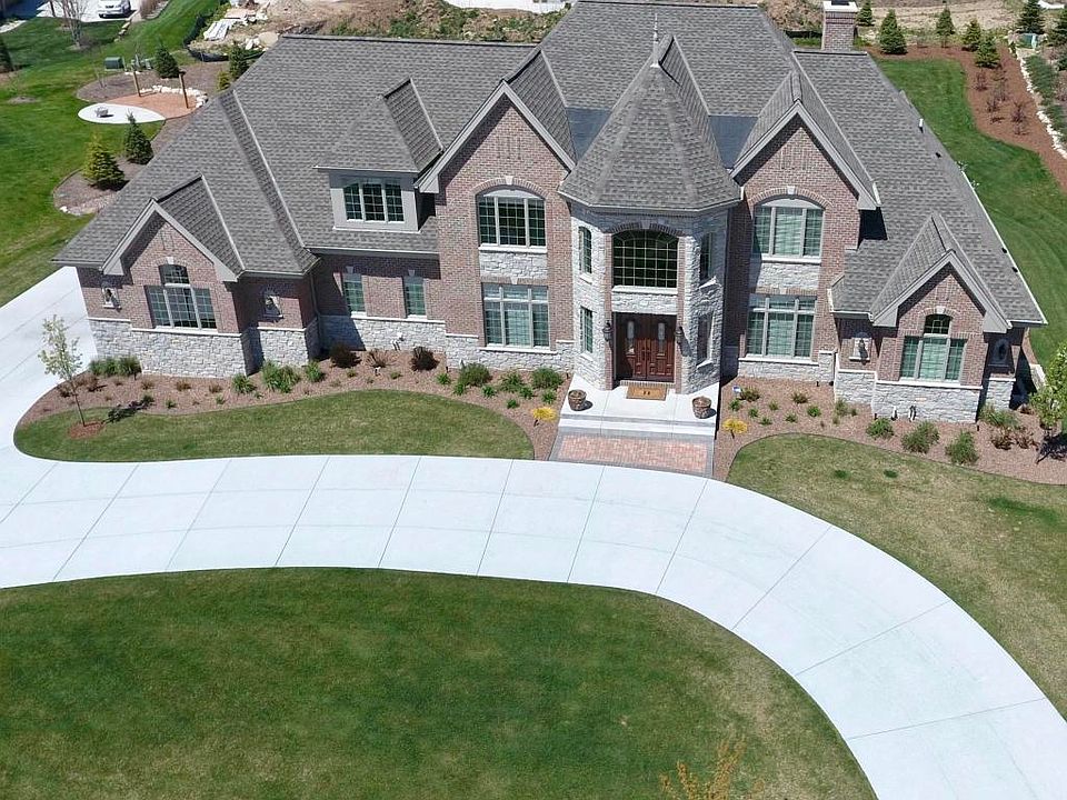 2nd image of 19360 Compton Ln