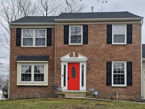 9 Rook Ct, Egg Harbor Township, NJ 08234