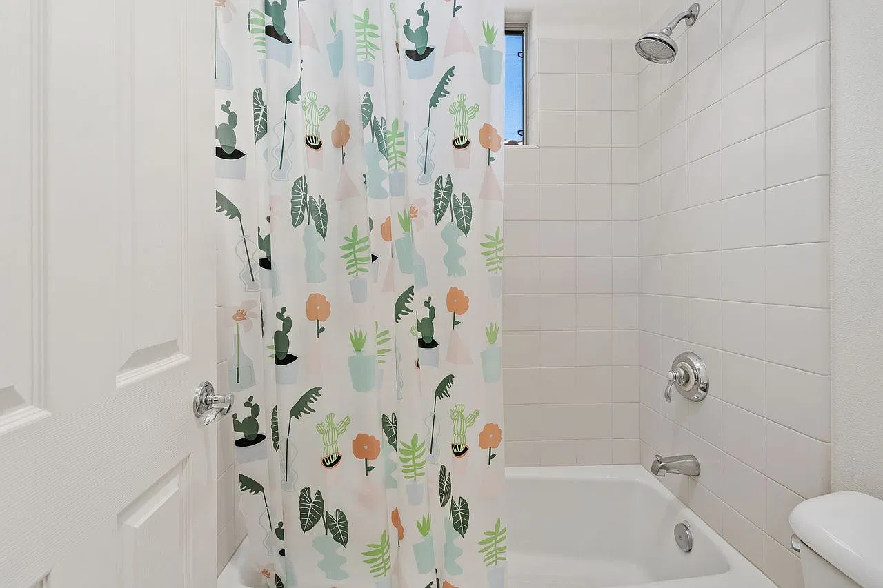 4 bed, 3031 sqft, $6,500 — Photo 2