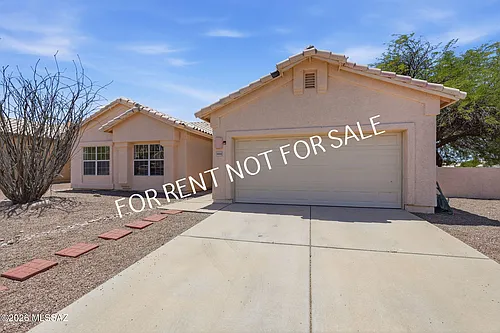 10102 E Paseo Photo 1