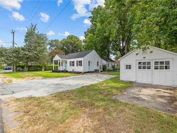 32 Fiske St, Portsmouth, VA 23702