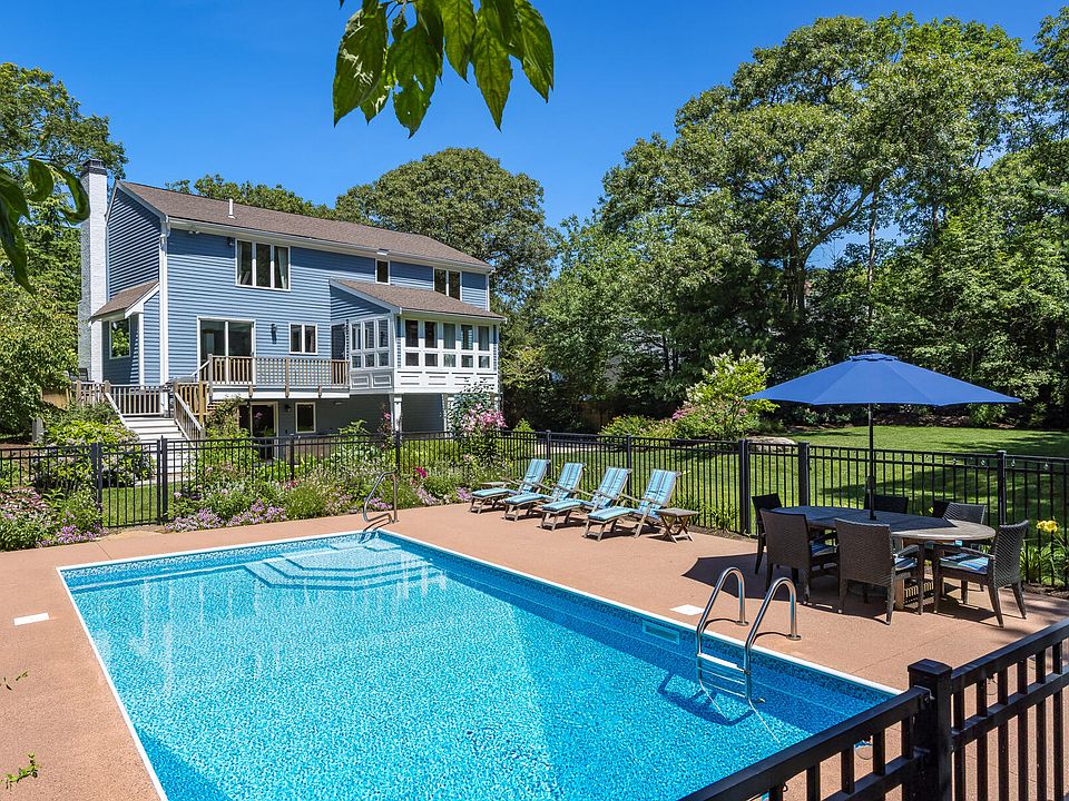 1st image of 121 Streeter Hill Road