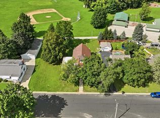 414 Grove St, Sullivan, WI 53178