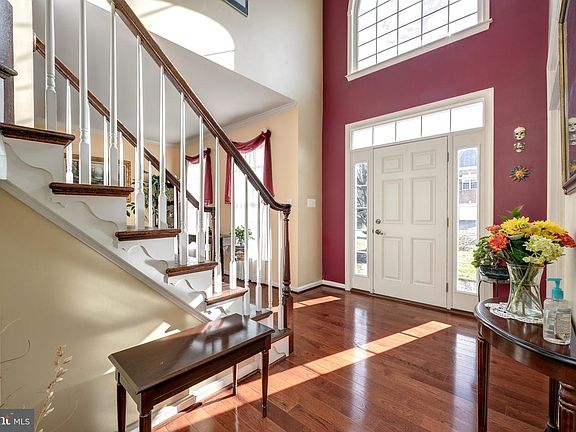 5th image of 5798 Valley View Dr