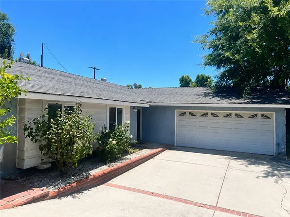 24716 Fain Dr, Santa Clarita, CA 91321