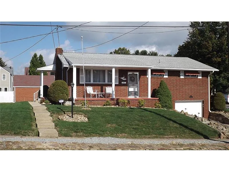6 Sylvanus Ave photo 1