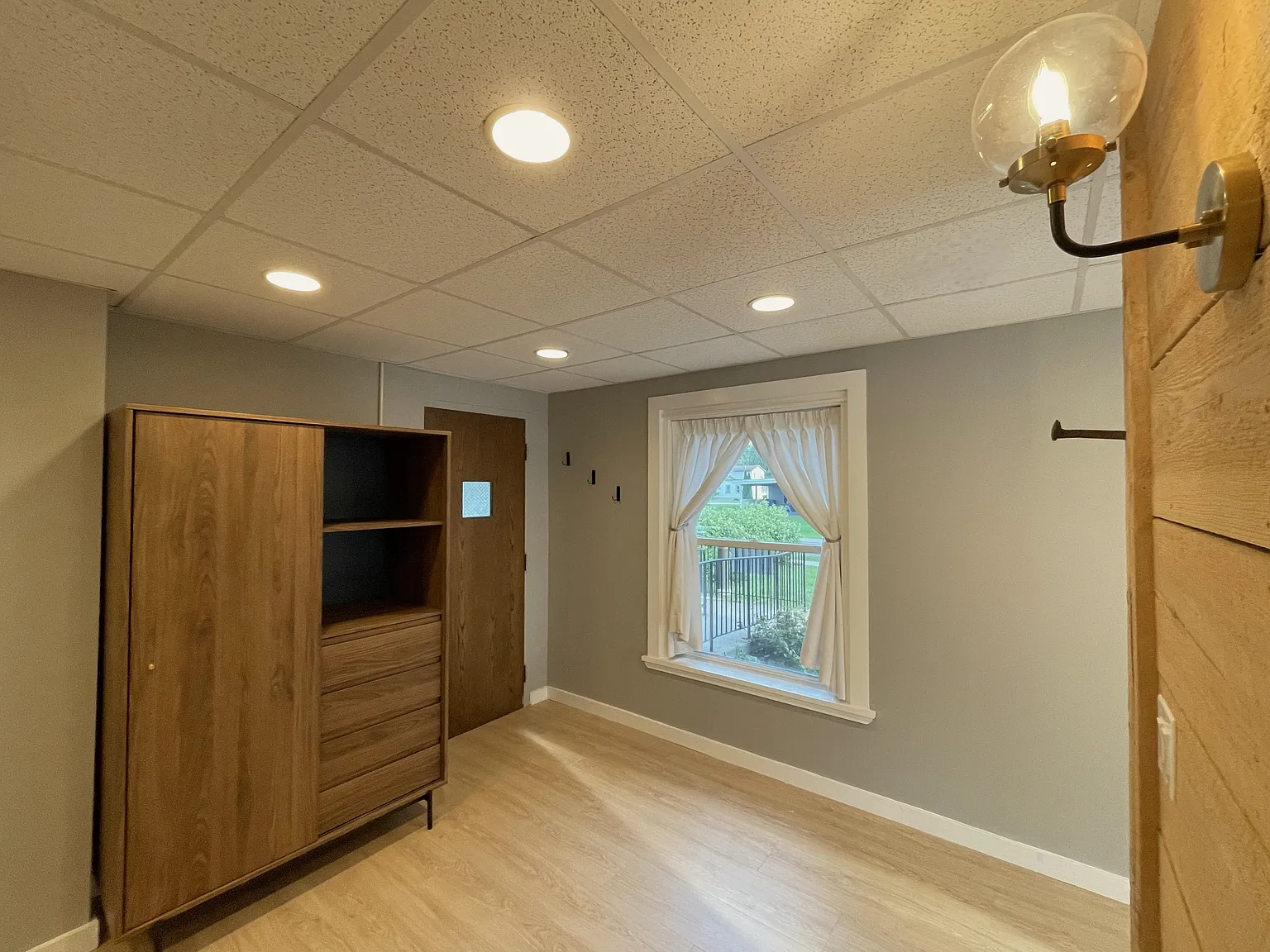 Studio, 400 sqft, $1,095 — Photo 4