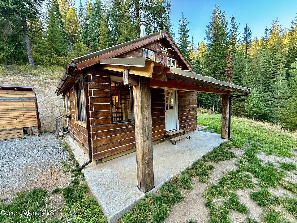 1st image of 915 Terror Gulch Rd