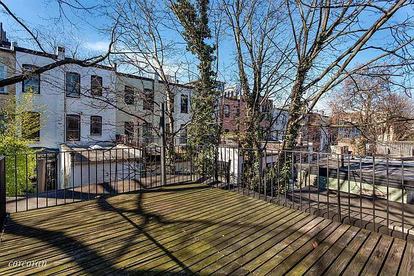 Rented by Corcoran | media 21