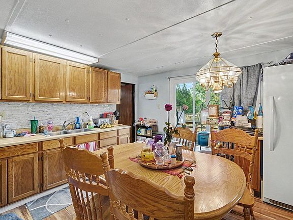 4th image of 4620 Zion Dr