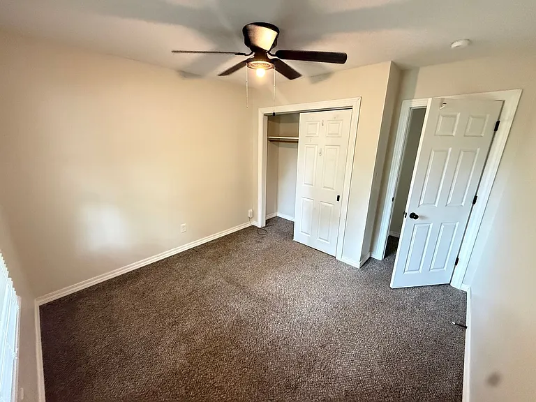3642 S Westwood Ave — Photo 20