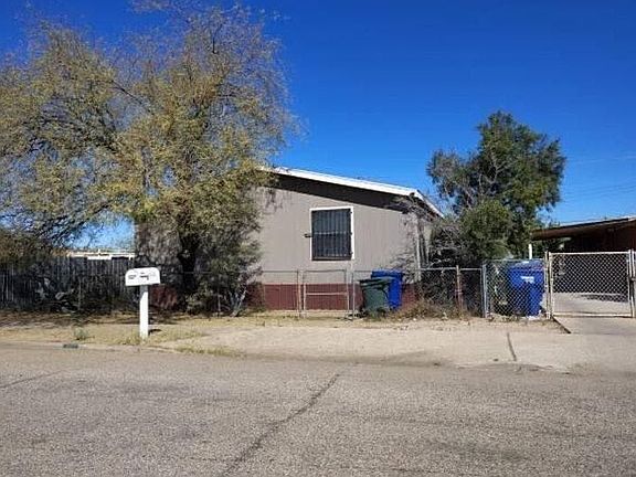 2nd image of 449 E 34th St