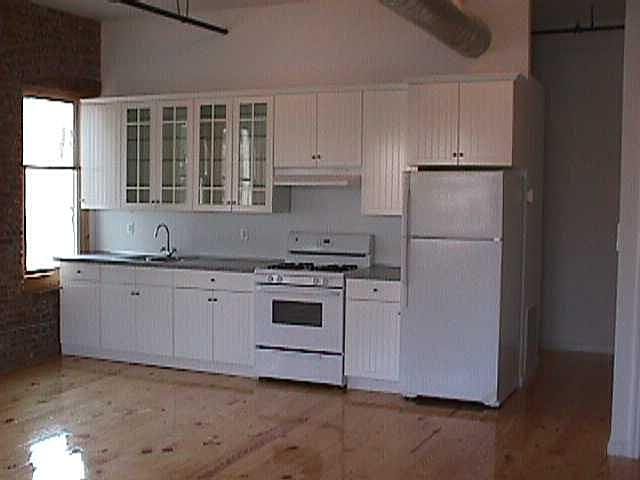 2nd image of 9-11 Crawford St APT 8