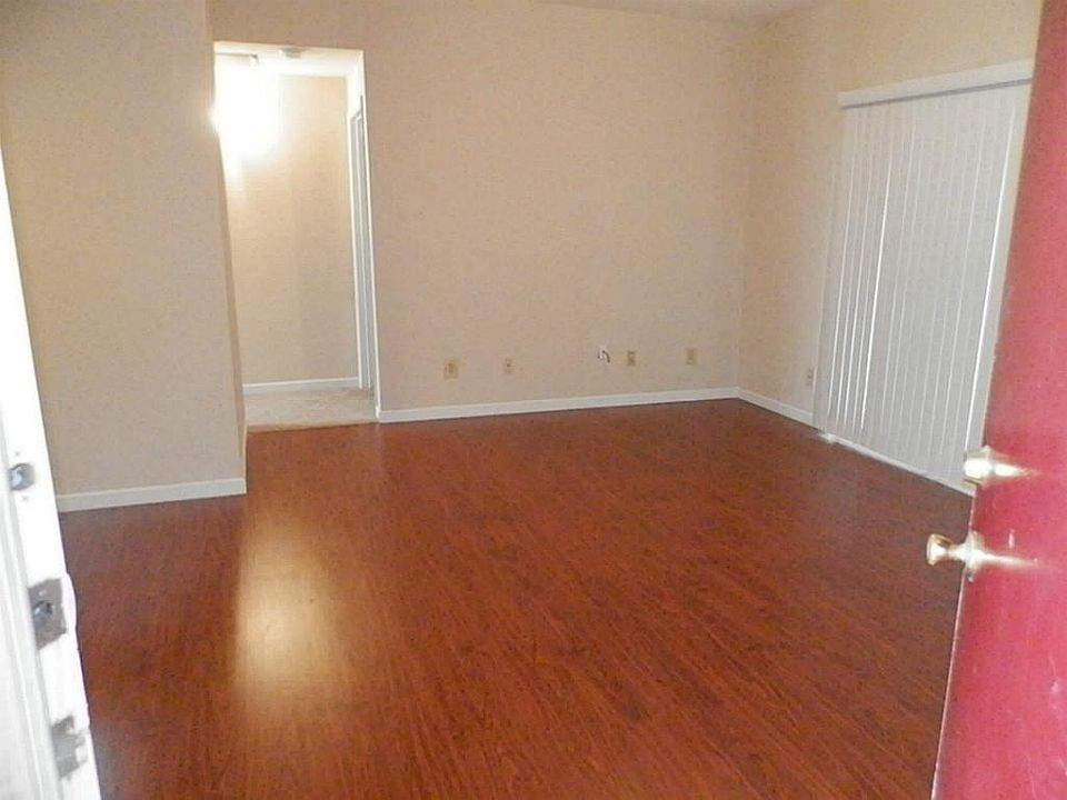 1st image of 8430 Antoine Dr APT 221