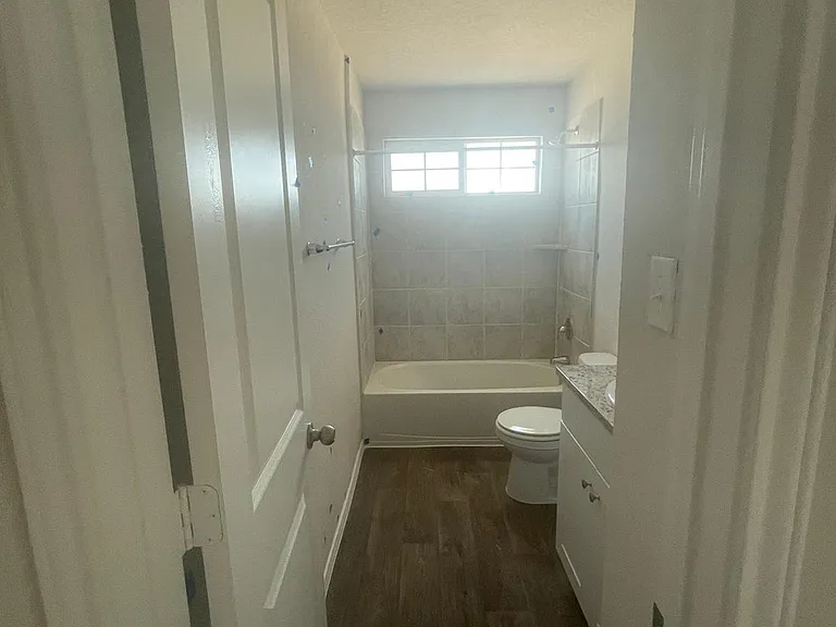 13203 Winemaker Dr — Photo 32
