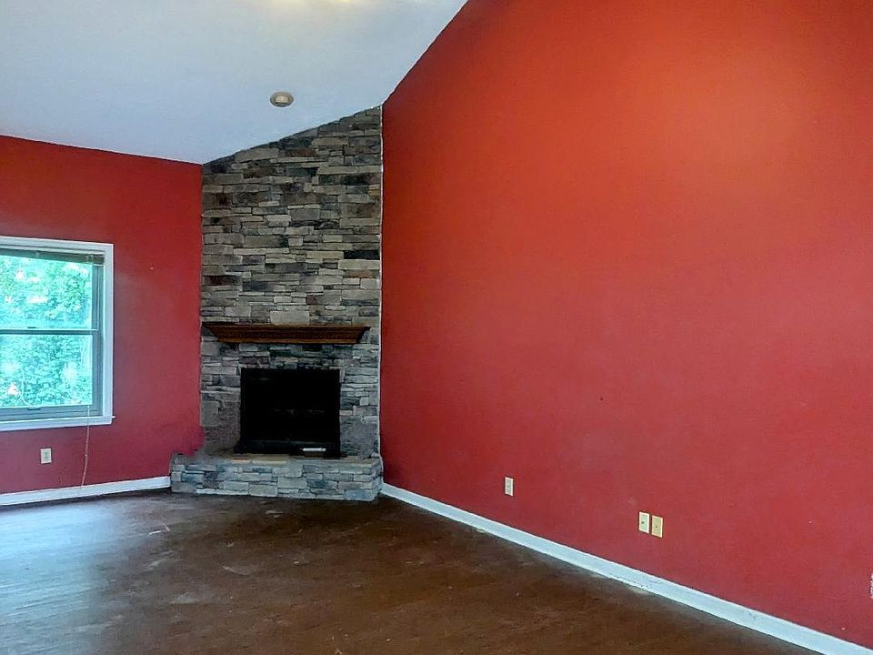 2nd image of 2513 Tinmouth Vale Ln