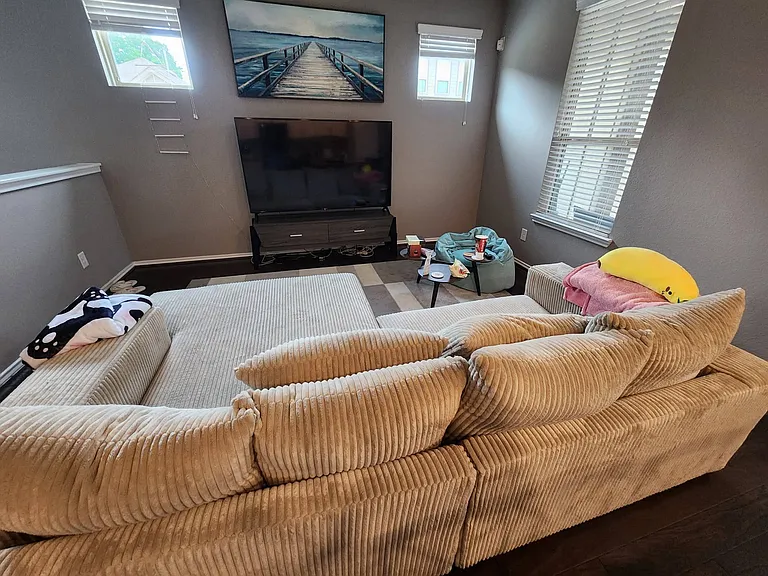 9302 Presidio Park Dr — Photo 4