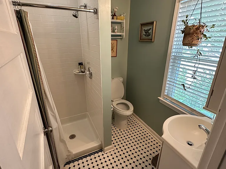 1712 Marsden Ave — Photo 19