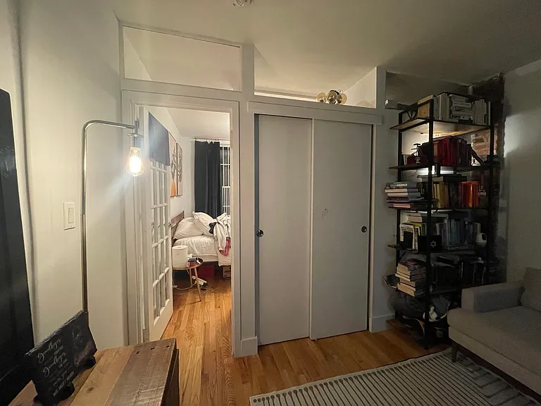 166 Elizabeth St #2A — Photo 5