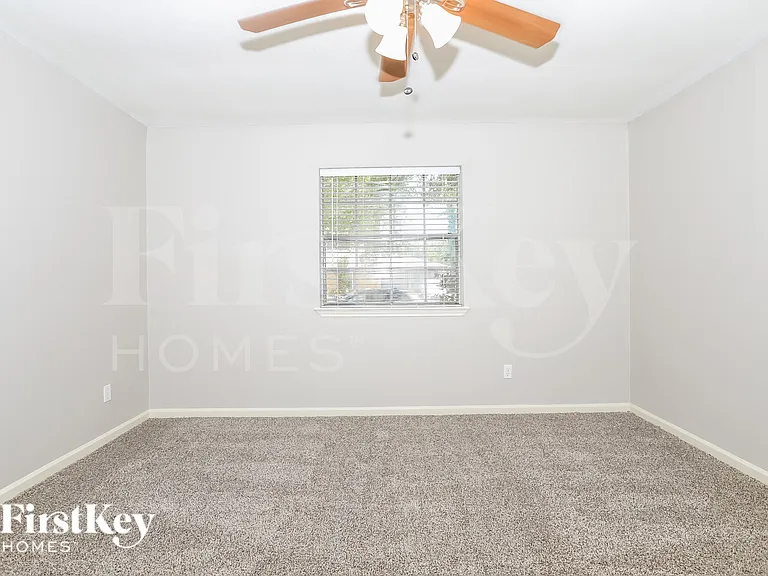 5019 Monteith Dr — Photo 9
