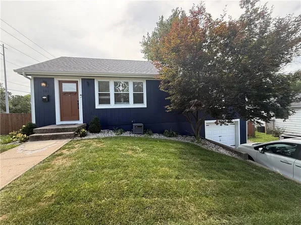 401 NW 71st St, Kansas City, MO 64118