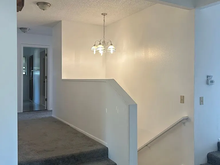 2774 Jessica Cir — Photo 38