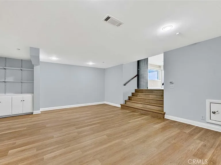 3921 Calle Real — Photo 23