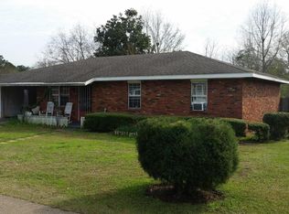624 McInnis Springs Rd, Hattiesburg, MS 39401