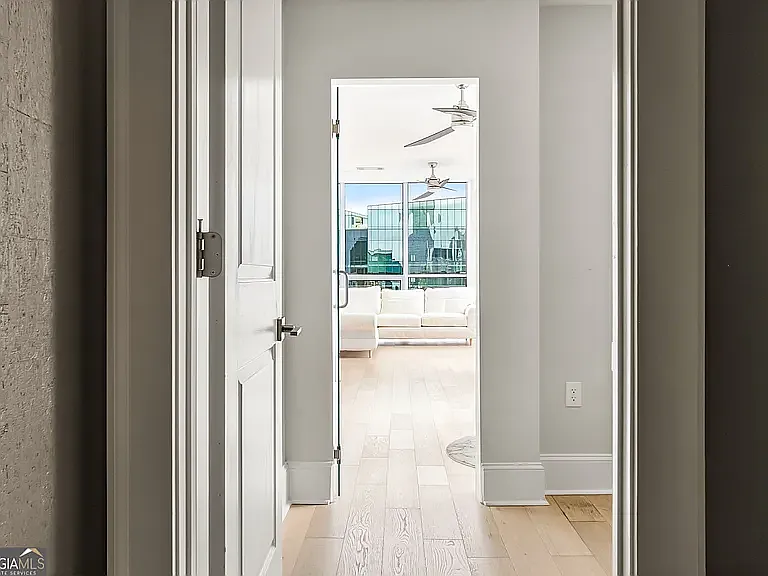 1280 W Peachtree St NW — Photo 48