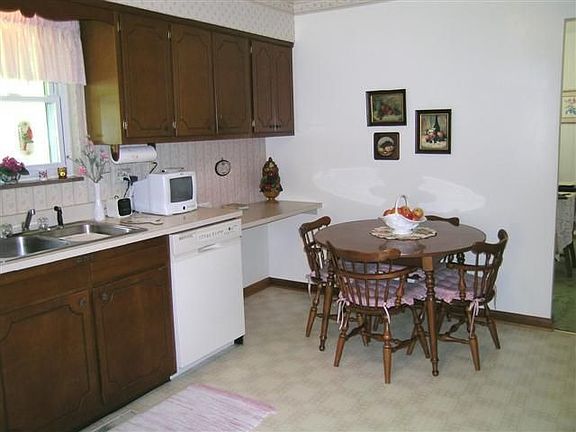 3rd image of 100 Township Road 1202