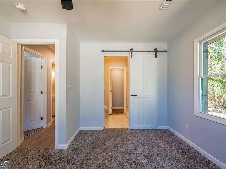 228 W Simon Ter NW — Photo 13