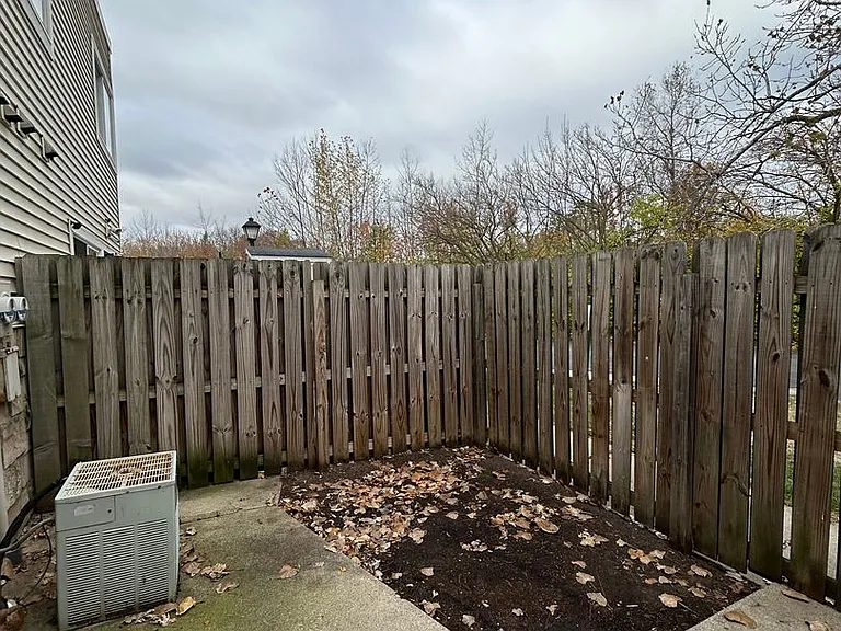 Candlelite Apartments — Photo 127