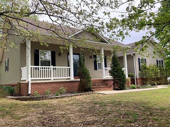 2nd image of 2820 Southwind Dr