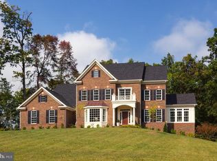 12247 Clifton Point Dr, Clifton, VA 20124