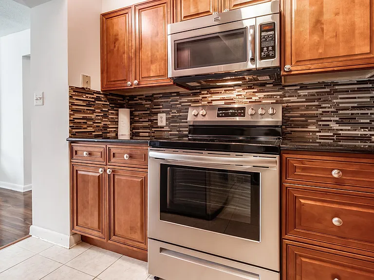 2141 Wisconsin Ave NW #204 — Photo 39
