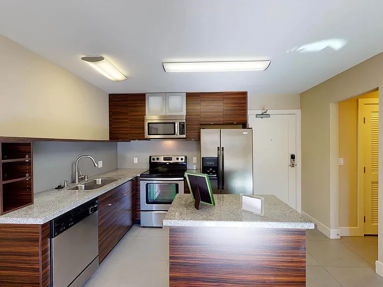 CitySouth — Photo 73