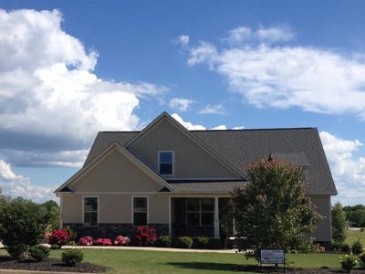 235 Links Dr, Campobello, SC, 29322