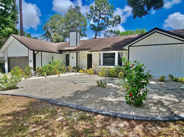 1382 Sutton Place Dr, Palm Harbor, FL 34683