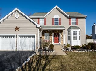 14 Holland Ter, Hamilton, NJ 08610