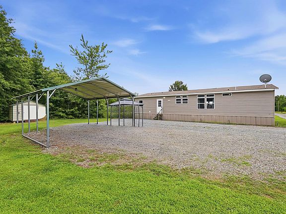 5th image of 146 Micah Ln