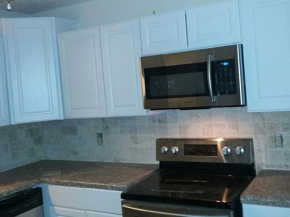 2nd image of 113 Bentley Pkwy