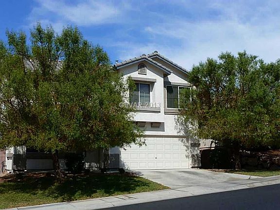 3rd image of 66 Blaven Dr