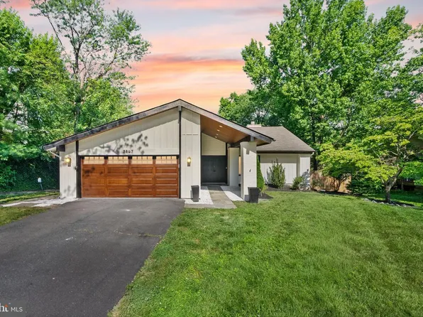 7807 Mulberry Bottom Ln, Springfield, VA 22153
