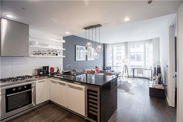 Sold by Martini Real Estate | media 1