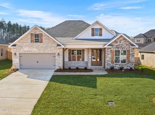 207 Golden Chestnut, Bonaire, GA